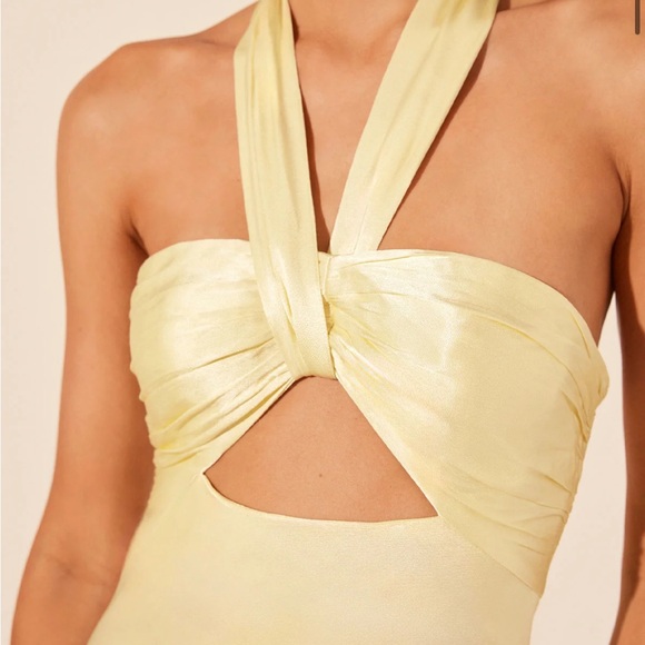 Shona Joy Yellow Silk Halter Gown - Picture 3 of 5